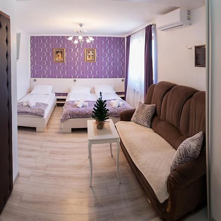 Guest House Ćiro SJJ Extérieur photo