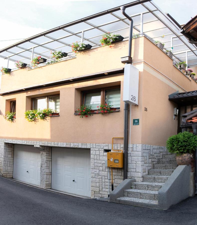 Guest House Ćiro SJJ Extérieur photo