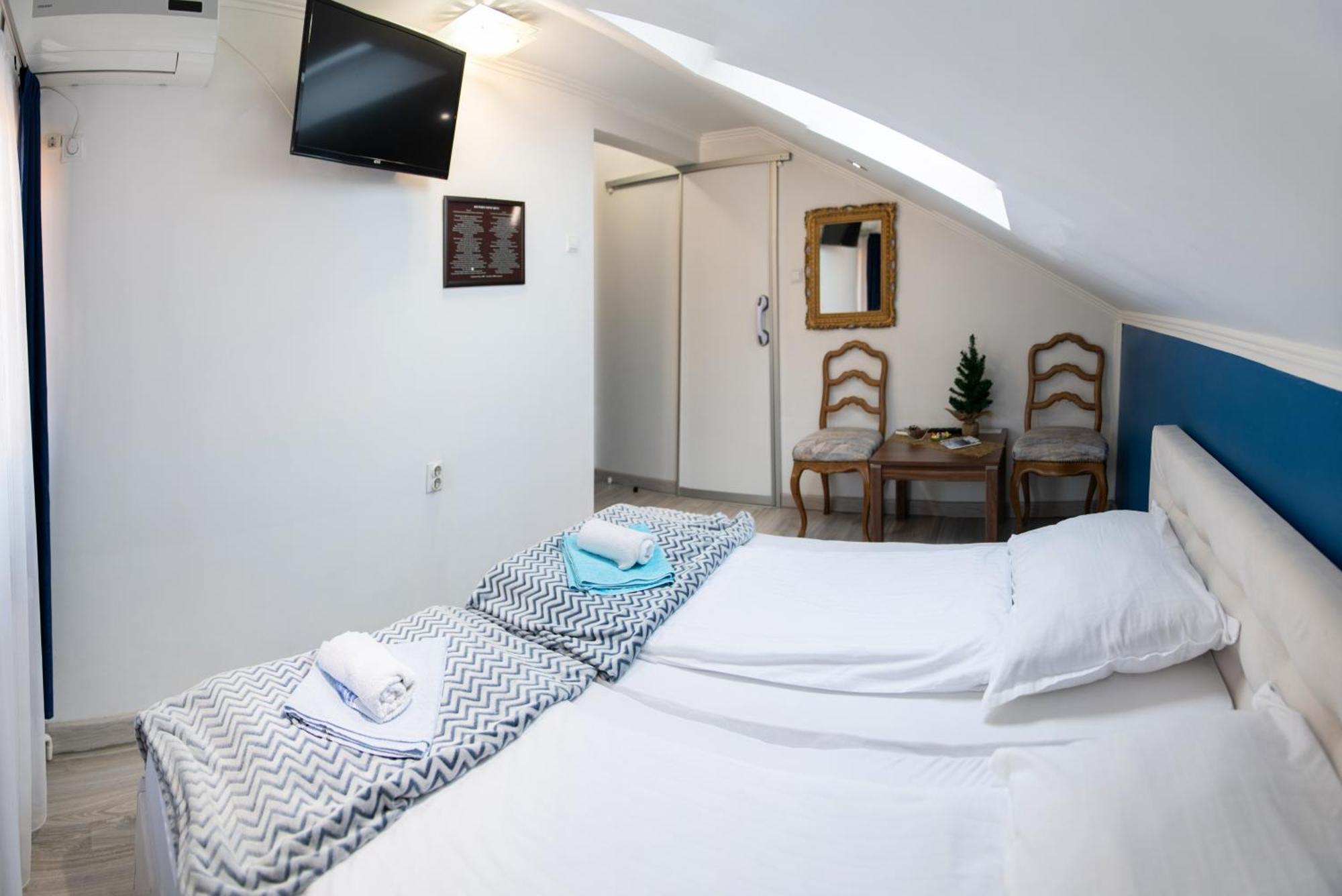 Guest House Ćiro SJJ Extérieur photo