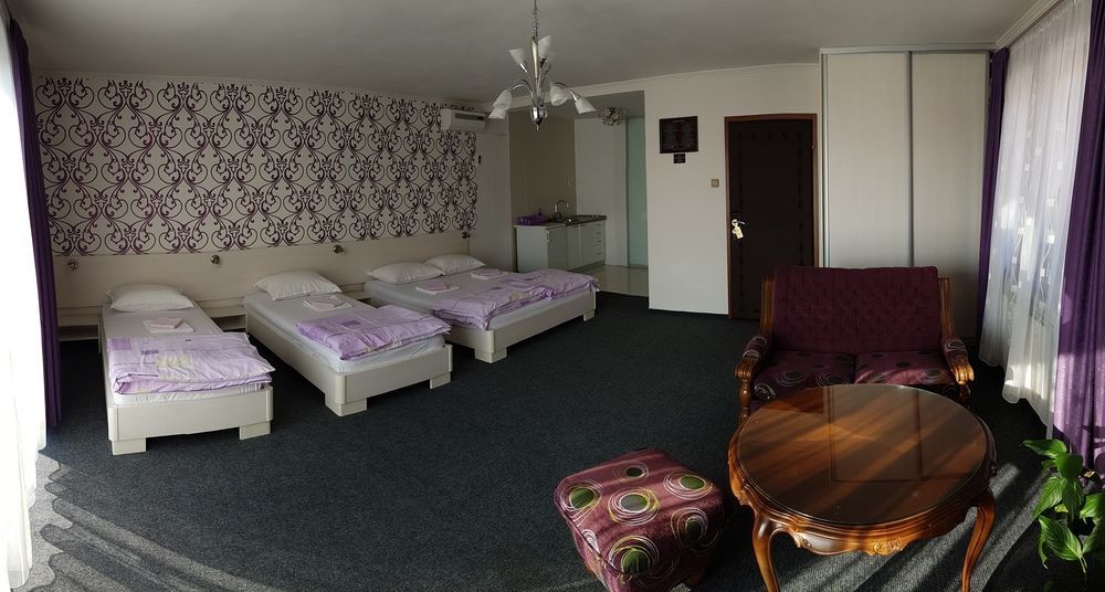 Guest House Ćiro SJJ Extérieur photo