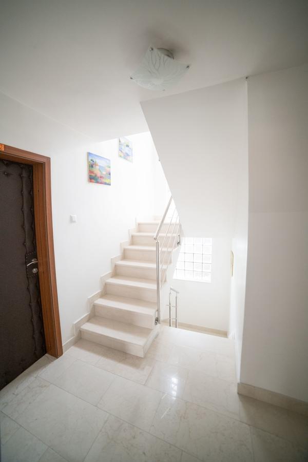 Guest House Ćiro SJJ Extérieur photo
